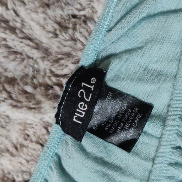 Rue 21 Dolman Top - Picture 4 of 4